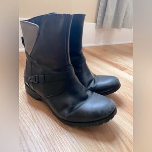 Teva Da Vina low boots